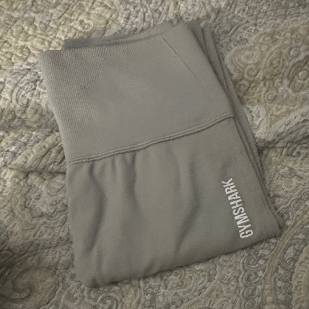 Gymshark Women's ENERGY SEAMLESS LEGGINGS Light Gray